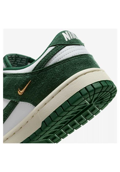 Scarpe Nike Dunk Low Gold Mini Swoosh Verde Donna NIKE | Sneakers | IB4417-100