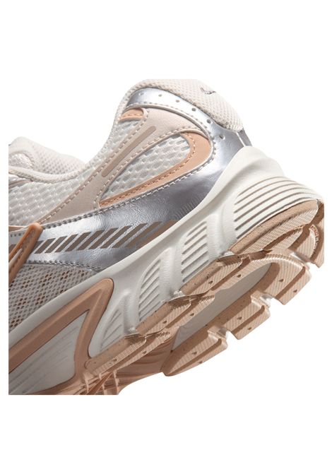 Nike V5 RNR Shoes Phantom Chalk Shimmer Women NIKE | Sneakers | HQ7901-012