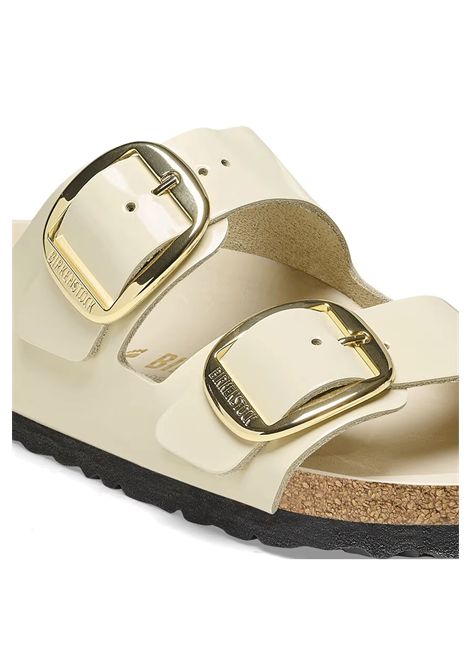 Birkenstock Arizona Big Buckle Natural Patent Leather High-Shine Ecru Women BIRKENSTOCK | Sandals | 1026128-SAND
