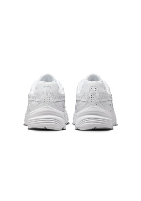 Nike Initiator Shoes Particle White Women NIKE | Sneakers | 394053-100